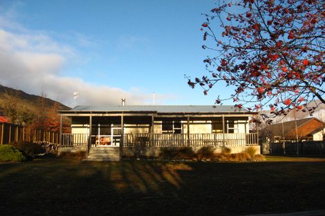 Photo of property in 5 Elva Dawson Place, Arrowtown, 9302