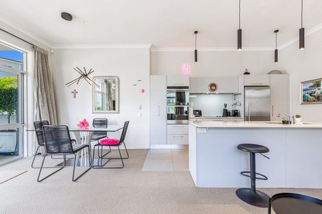 Photo of property in 58 Parkside Drive, Orewa, 0931