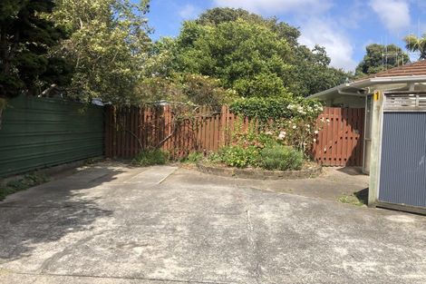 Photo of property in 1 Bambery Court, Palmerston North, 4414