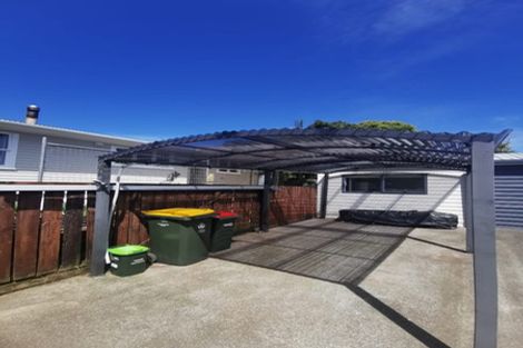 Photo of property in 141 Ennis Avenue, Pakuranga Heights, Auckland, 2010