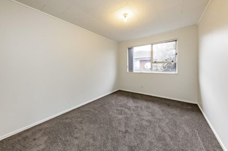 Photo of property in 438 Roscommon Road, Clendon Park, Auckland, 2103