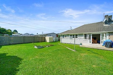 Photo of property in 306 George Street, Stokes Valley, Lower Hutt, 5019