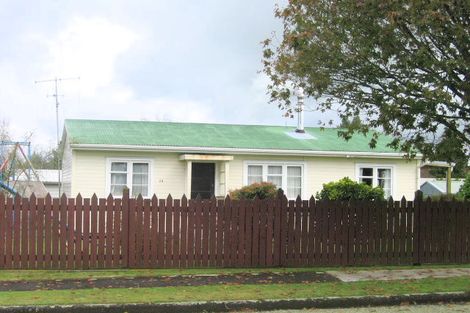 Photo of property in 24 Carrington Crescent, Tokoroa, 3420