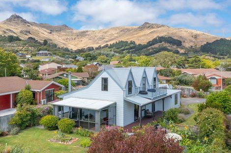 Photo of property in 11 Warner Place, Heathcote Valley, Christchurch, 8022