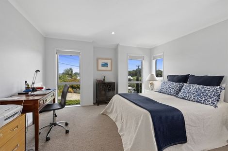Photo of property in 3 Merwood Lane, Devonport, Auckland, 0624