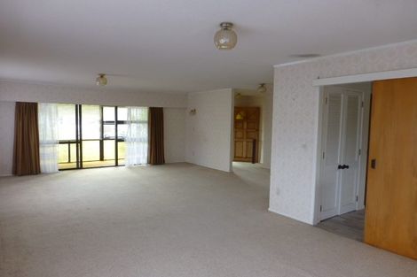 Photo of property in 2/87 Cook Street, Howick, Auckland, 2014