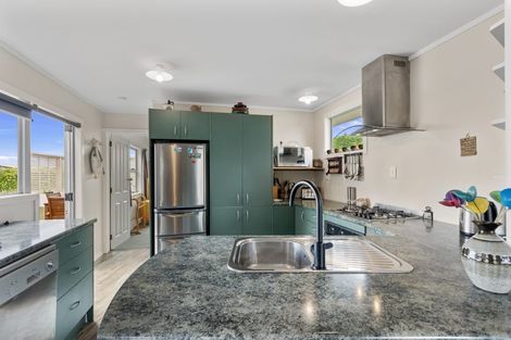 Photo of property in 42 Otutehapari Road, Waihau Bay, Opotiki, 3199