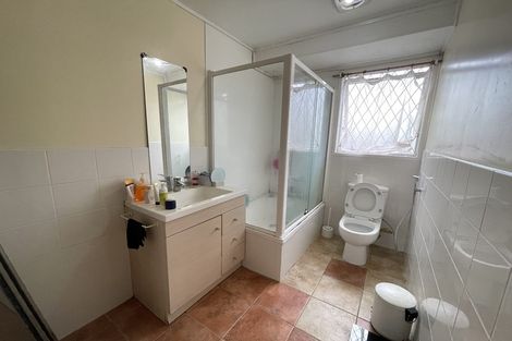 Photo of property in 21 Glennandrew Drive, Half Moon Bay, Auckland, 2012