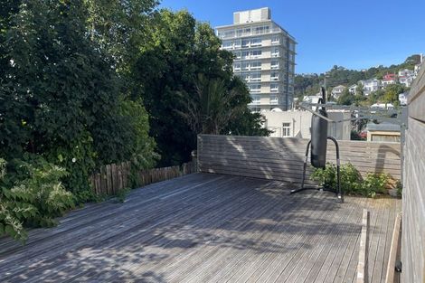 Photo of property in 361 The Terrace, Te Aro, Wellington, 6011
