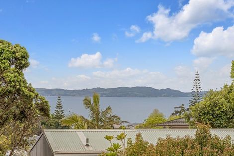 Photo of property in 3 Castleton Drive, Howick, Auckland, 2014