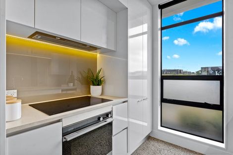 Photo of property in 254 Hobsonville Point Road, Hobsonville, Auckland, 0616