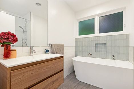 Photo of property in 79 Duncansby Road, Stanmore Bay, Whangaparaoa, 0932