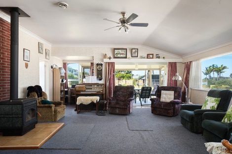 Photo of property in 29 Roretana Drive, Athenree, Katikati, 3177