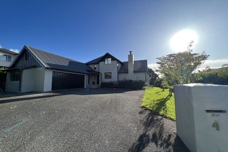 Photo of property in 4 Monkton Close, Greenhithe, Auckland, 0632