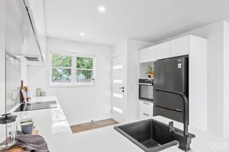 Photo of property in 380 Fergusson Drive, Heretaunga, Upper Hutt, 5018