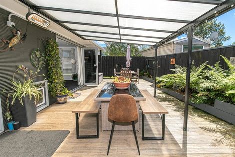 Photo of property in 16 Gavin Place, Huntly, 3700