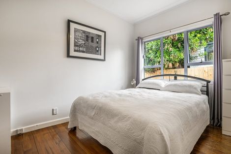 Photo of property in 2/158 Onewa Road, Northcote, Auckland, 0627