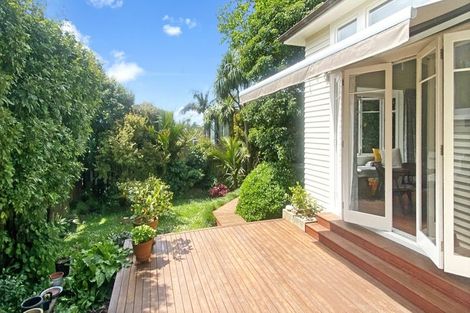 Photo of property in 9a Kingsley Street, Westmere, Auckland, 1022