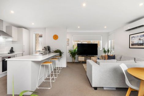 Photo of property in 6a Kotahi Road, Mount Wellington, Auckland, 1062