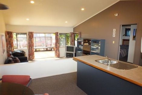 Photo of property in 137 Kowhai Avenue, Matarangi, Whitianga, 3592