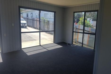 Photo of property in 2/36 Walmsley Road, Mangere, Auckland, 2022