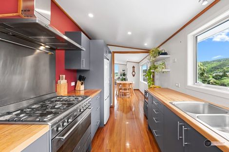 Photo of property in 92b Dowse Drive, Maungaraki, Lower Hutt, 5010