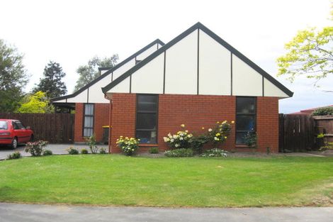 Photo of property in 32 Royleen Street, Casebrook, Christchurch, 8051