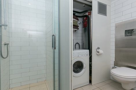 Photo of property in The Capital, 16/370 Oriental Parade, Oriental Bay, Wellington, 6011