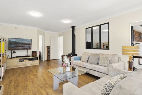 Photo of property in 16 Rosella Drive, Welcome Bay, Tauranga, 3112