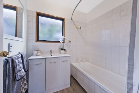 Photo of property in 14a Deyell Crescent, Sydenham, Christchurch, 8023