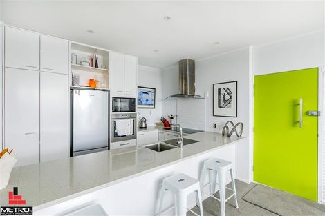 Photo of property in 56 Hackett Street, Saint Marys Bay, Auckland, 1011