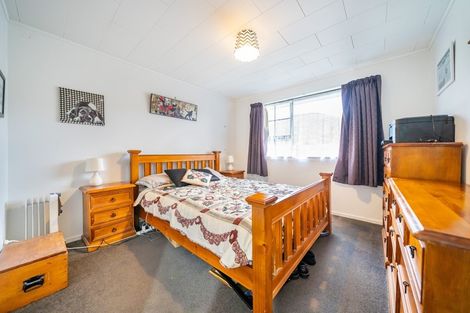 Photo of property in 15a Amber Grove, Birchville, Upper Hutt, 5018