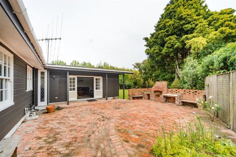 Photo of property in 273 Parewanui Road, Bulls, 4894