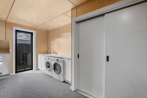 Photo of property in 17 Dunn Street, Lake Hawea, 9382