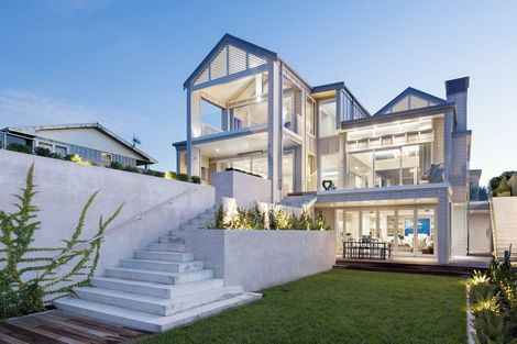 Photo of property in 235a Oceanbeach Road, Mount Maunganui, 3116