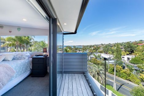 Photo of property in 131 Beach Road, Castor Bay, Auckland, 0620