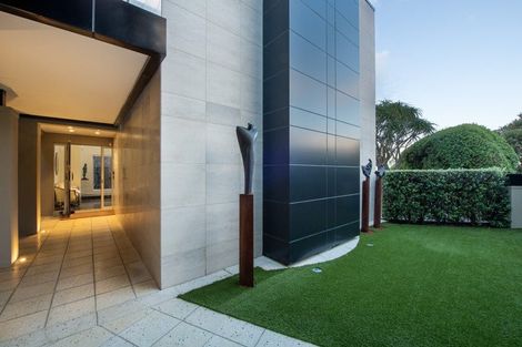 Photo of property in 28 Ewen Street, Takapuna, Auckland, 0622