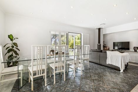 Photo of property in 2/74 Glamorgan Drive, Torbay, Auckland, 0630