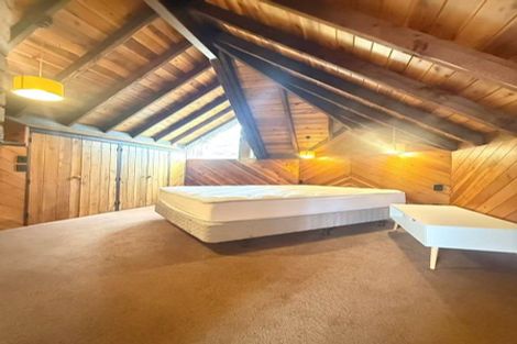 Photo of property in 7b The Esplanade, Eastern Beach, Auckland, 2012