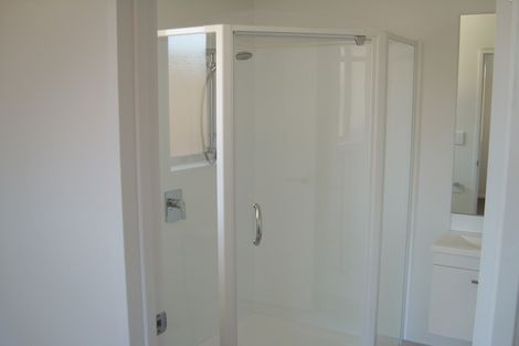 Photo of property in 28 Pyne Crescent, Pokeno, 2402