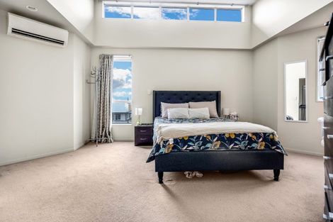 Photo of property in 3/1 Gracechurch Drive, Flat Bush, Auckland, 2016