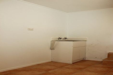 Photo of property in 14 Lilburn Crescent, Massey, Auckland, 0614