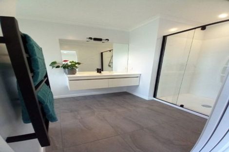 Photo of property in 43 Katania Heights, Brightwater, 7022