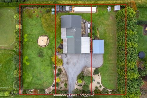 Photo of property in 74 Charles Street, Carterton, 5713