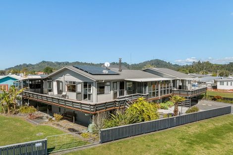 Photo of property in 201 Kiwi Road, Whangamata, 3620