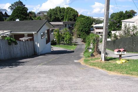 Photo of property in 1/31 Auld Street, Torbay, Auckland, 0630