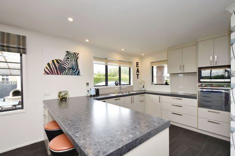 Photo of property in 18 Majestic Chance, Seaward Bush, Invercargill, 9812