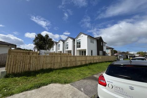 Photo of property in 12a Greenock Road, Ranui, Auckland, 0612
