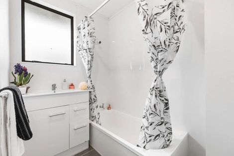 Photo of property in 67b Redcrest Avenue, Red Hill, Papakura, 2110