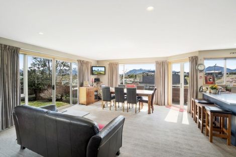 Photo of property in 11 Scaife Place, Wanaka, 9305